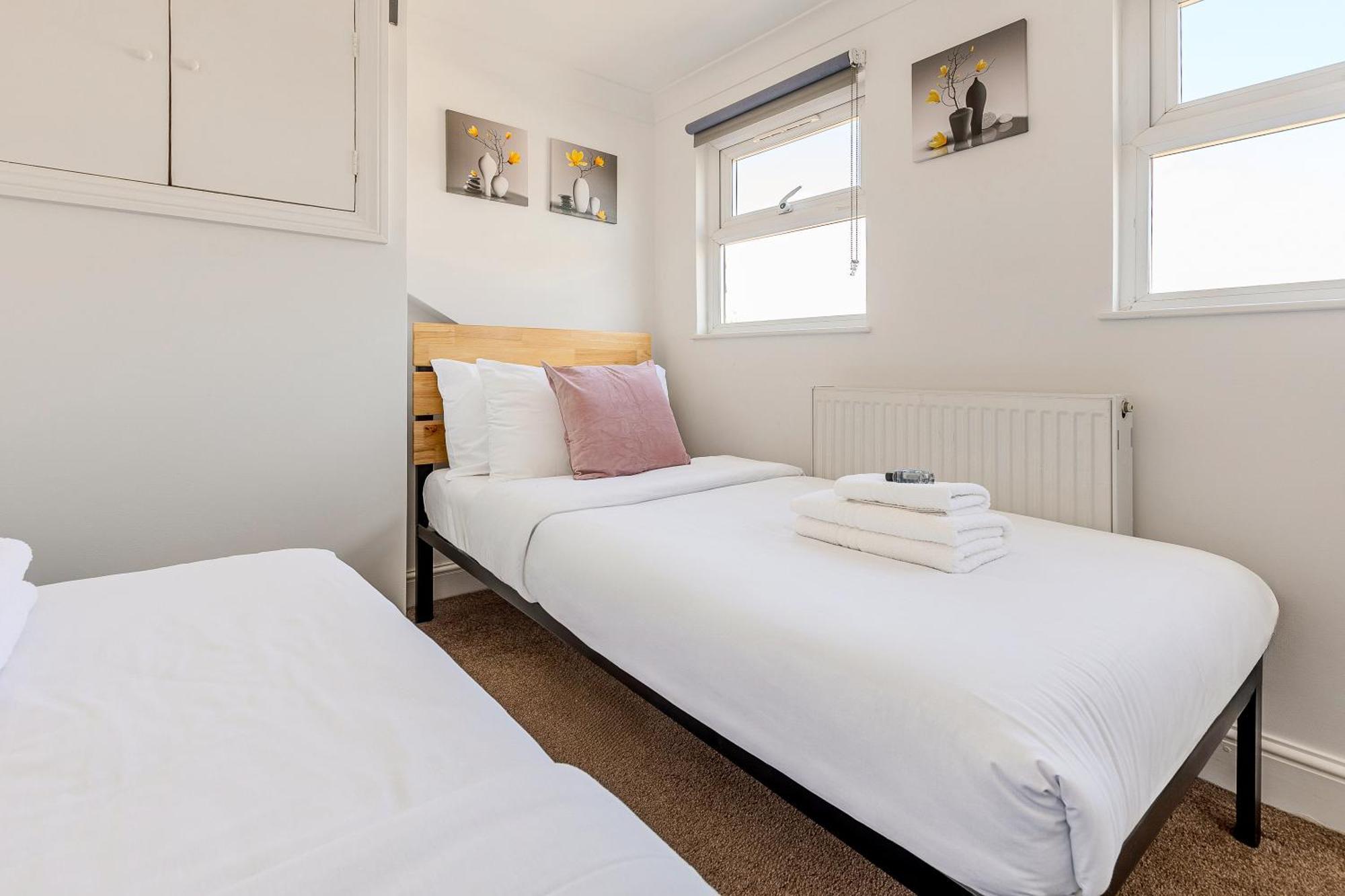 Bright 2Br Flat, Forest Gate, East Londres Exterior foto